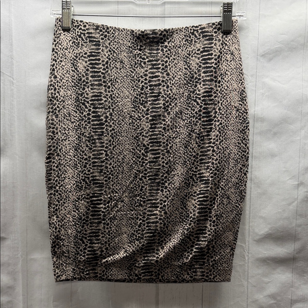 Tart NWT Black and Tan Snakeskin Print Hot Mama Lucia Pull On Mini Skirt